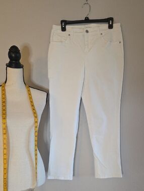 Style & Co. Women's White Curvy Girlfriend Straight-Leg Jeans Size 8 EUC